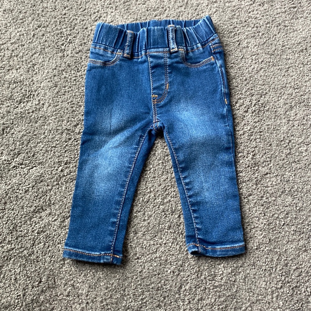 Baby gap jeggings 12-18 months